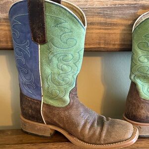 Boys Anderson Bean boots size 2